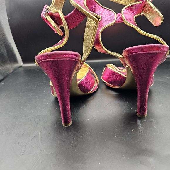 Moschino Pink & Gold Ankle Strap stiletto Sandal Heels Sz 39 8.5 - Picture 6 of 8